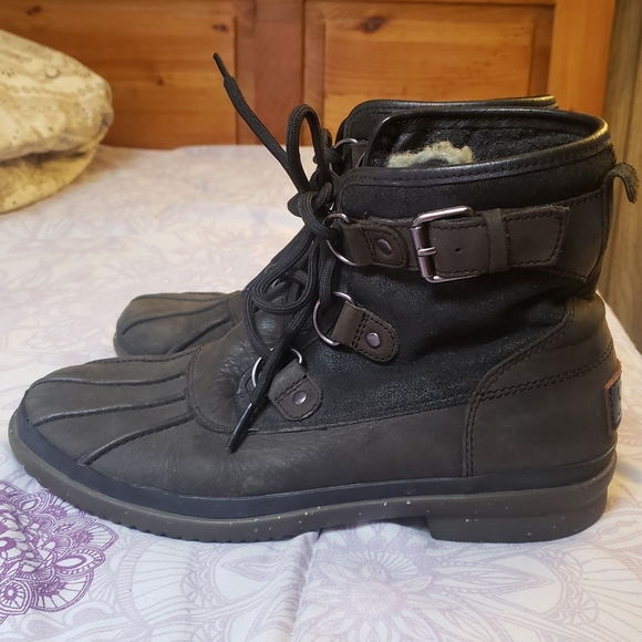 Ugg Cecile Duck Boots Women's Size 8 Waterproof Black Leather+Sherpa Gorpcore - Picture 7 of 16